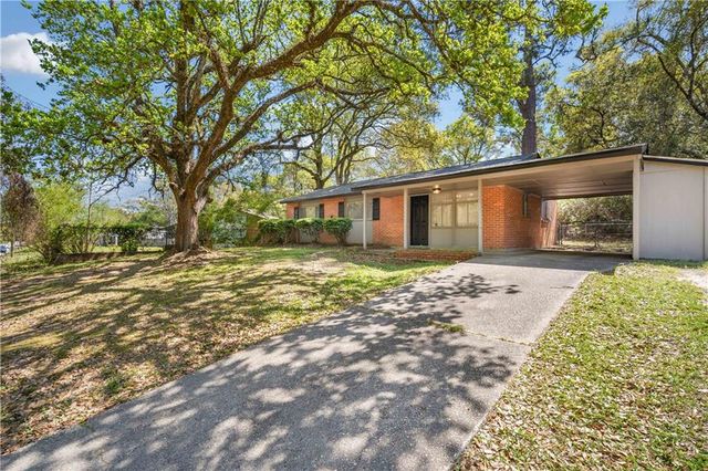 4153 Yorkshire Lane, Mobile, AL 36609