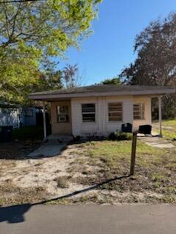 1503 Edgewood Ter Terrace, Fort Pierce, FL 34950