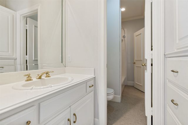 7228 Helsem Bend, Dallas, TX 75230