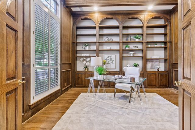 7228 Helsem Bend, Dallas, TX 75230