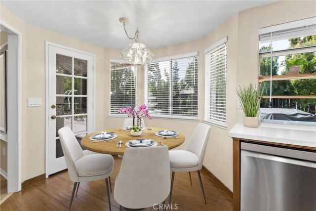 927 Knightsbridge, Redlands, CA 92374