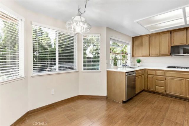 927 Knightsbridge, Redlands, CA 92374