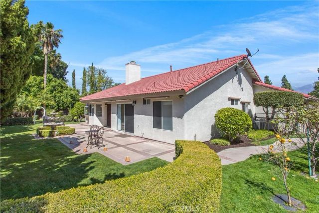 927 Knightsbridge, Redlands, CA 92374
