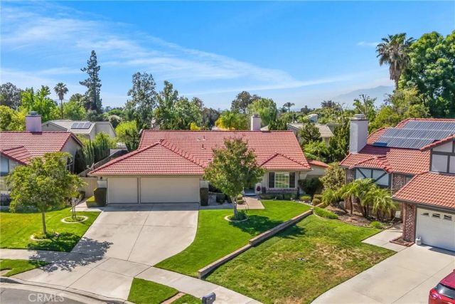 927 Knightsbridge, Redlands, CA 92374