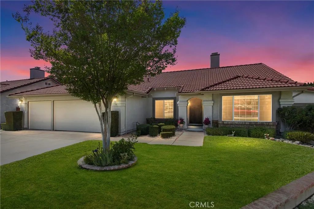 927 Knightsbridge, Redlands, CA 92374