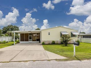 6900 NE 4TH LANE, Ocala, FL 34470