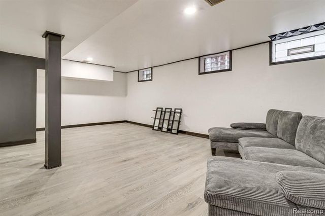 14010 Artesian Street, Detroit, MI 48223