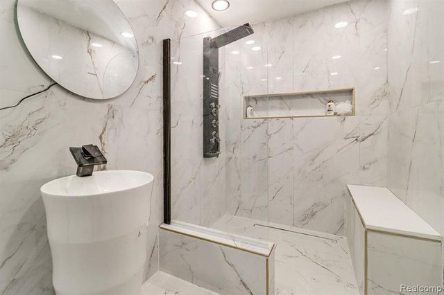 14010 Artesian Street, Detroit, MI 48223