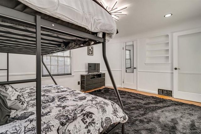 14010 Artesian Street, Detroit, MI 48223