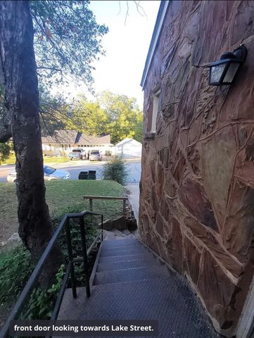 1120 S Donnybrook Avenue, Tyler, TX 75701