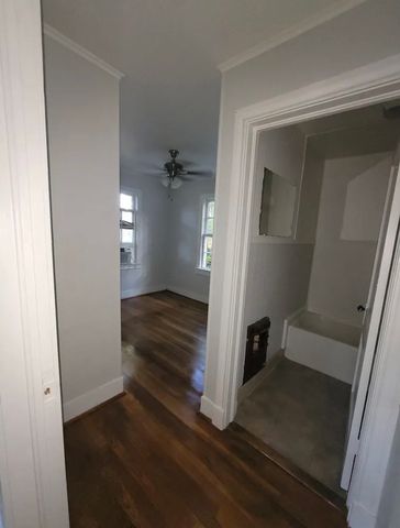 1120 S Donnybrook Avenue, Tyler, TX 75701