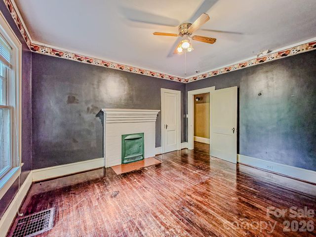 154 S Broadway Street, Forest City, NC 28043