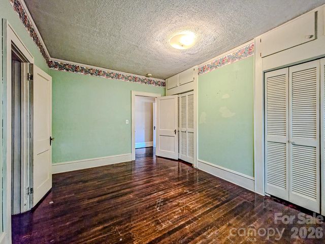 154 S Broadway Street, Forest City, NC 28043