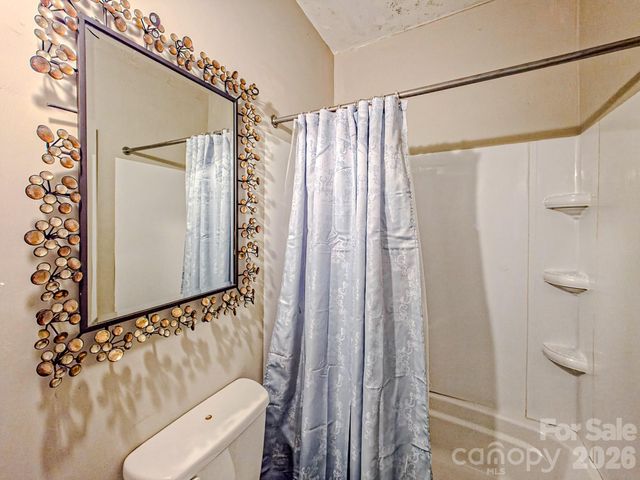 154 S Broadway Street, Forest City, NC 28043
