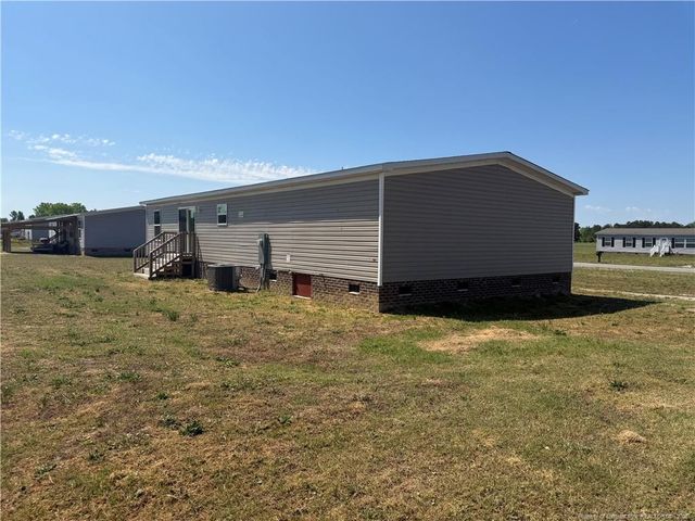 47 Augustine Drive, St. Pauls, NC 28384