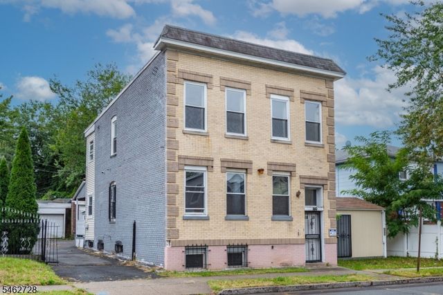89 Tremont Ave, East Orange City, NJ 07018