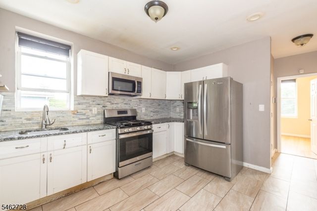89 Tremont Ave, East Orange City, NJ 07018