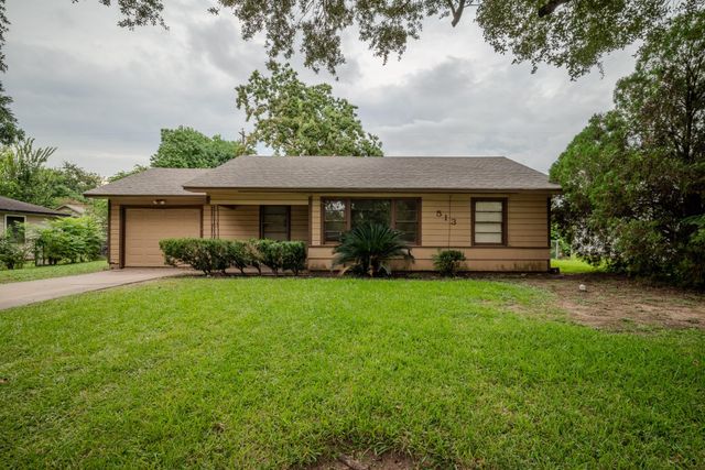 513 Frankie Street, Wharton, TX 77488