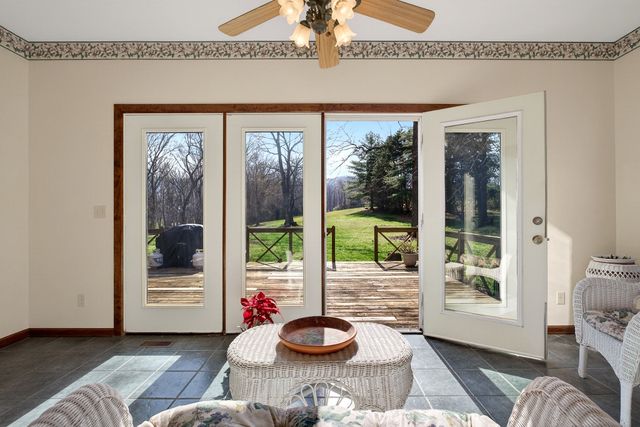 206 For Keeps Ln, Mcminnville, TN 37110