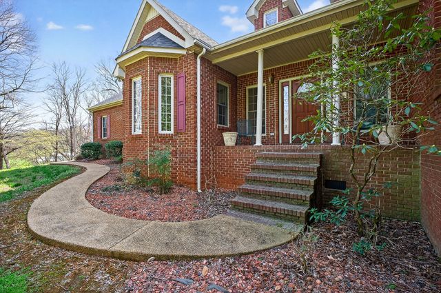 206 For Keeps Ln, Mcminnville, TN 37110