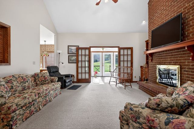 206 For Keeps Ln, Mcminnville, TN 37110