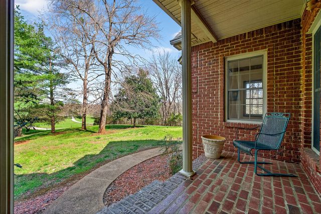 206 For Keeps Ln, Mcminnville, TN 37110