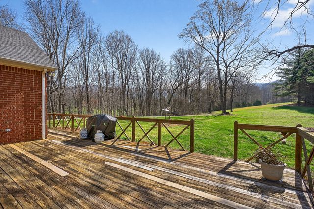 206 For Keeps Ln, Mcminnville, TN 37110