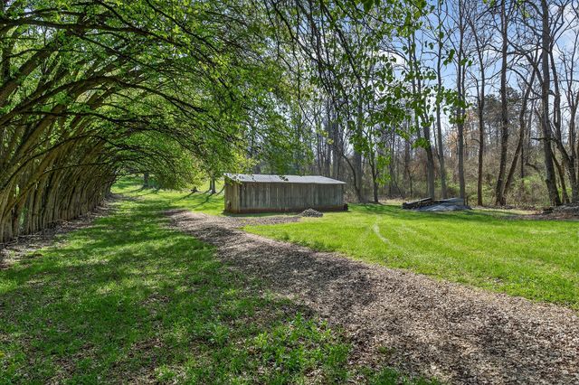 206 For Keeps Ln, Mcminnville, TN 37110