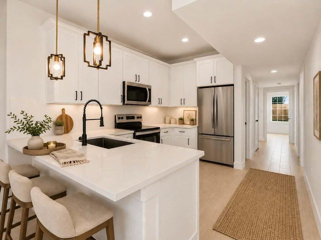 428 Rhode Island St, Houston, TX 77029