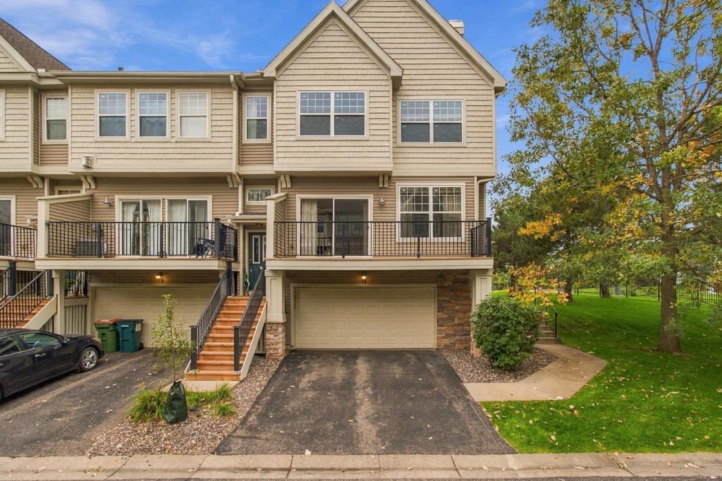 2401 121st Circle NE L, Blaine, MN 55449 — exterior
