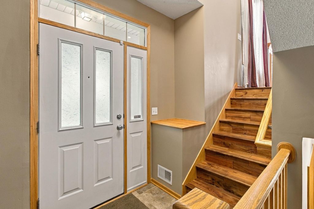 2401 121st Circle NE L, Blaine, MN 55449 — photo 3