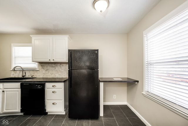 6667 E 17th Street, Indianapolis, IN 46219