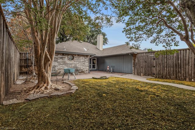 5221 Wood Creek Lane, Garland, TX 75044