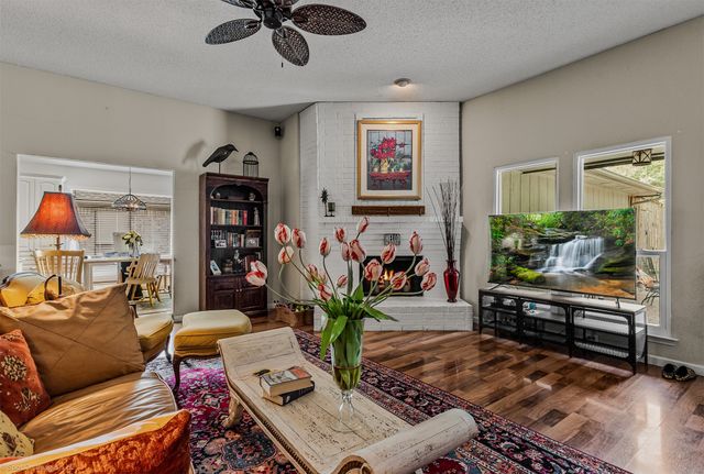 5221 Wood Creek Lane, Garland, TX 75044