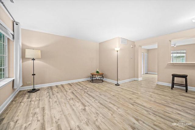 6292 Fremont Drive, Hanover Park, IL 60133