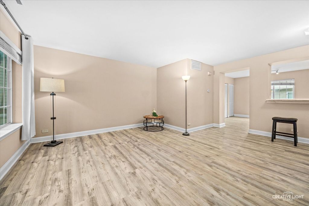 6292 Fremont Drive, Hanover Park, IL 60133 — photo 3