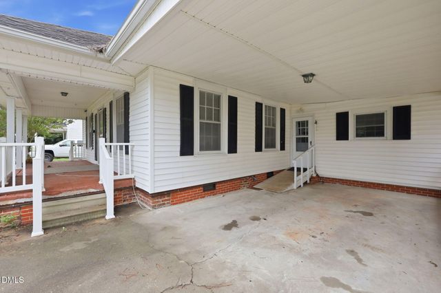 402 S 13th Street, Erwin, NC 28339