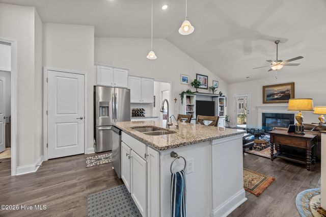 2727 Luna Lane, Winterville, NC 28590