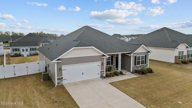 2727 Luna Lane, Winterville, NC 28590