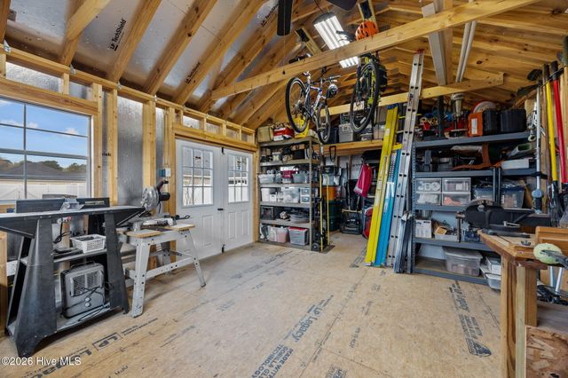 2727 Luna Lane, Winterville, NC 28590