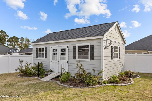 2727 Luna Lane, Winterville, NC 28590