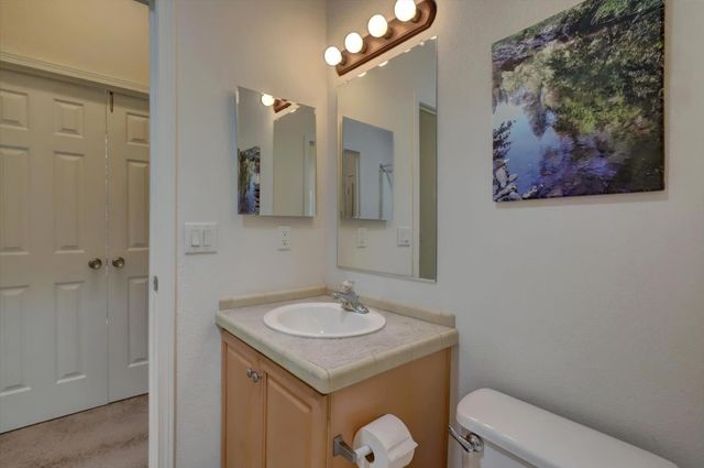 9718 Forsythe Rd, Dobbins, CA 95935