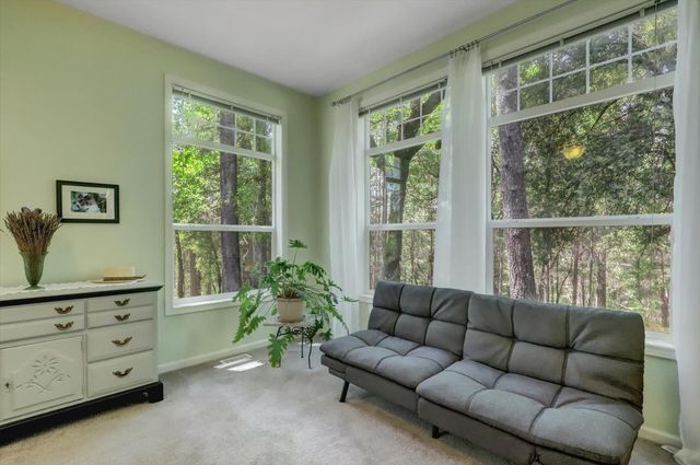 9718 Forsythe Rd, Dobbins, CA 95935