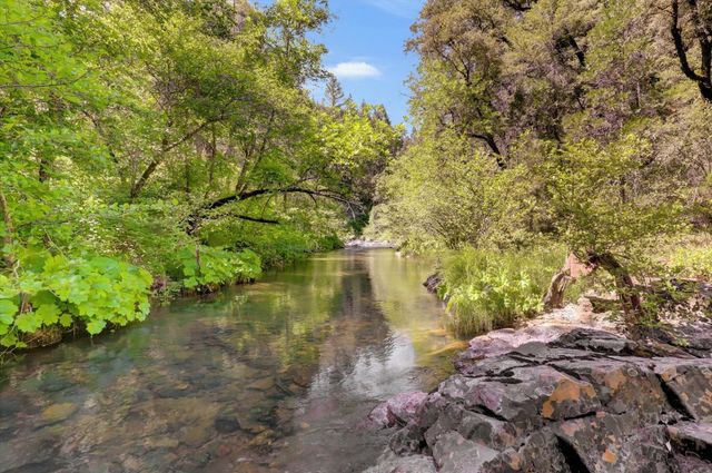 9718 Forsythe Rd, Dobbins, CA 95935