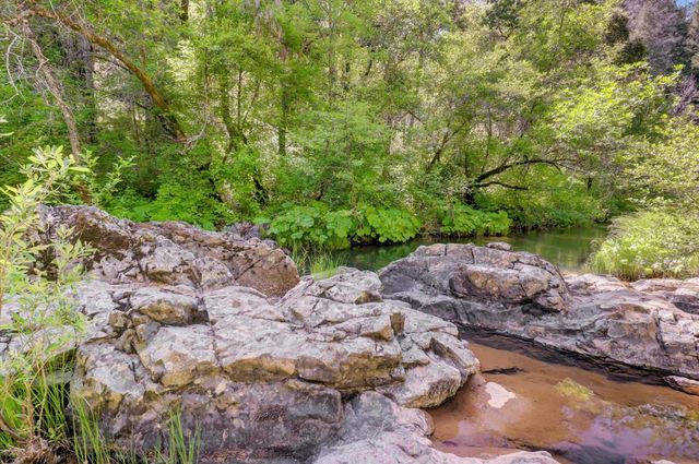 9718 Forsythe Rd, Dobbins, CA 95935