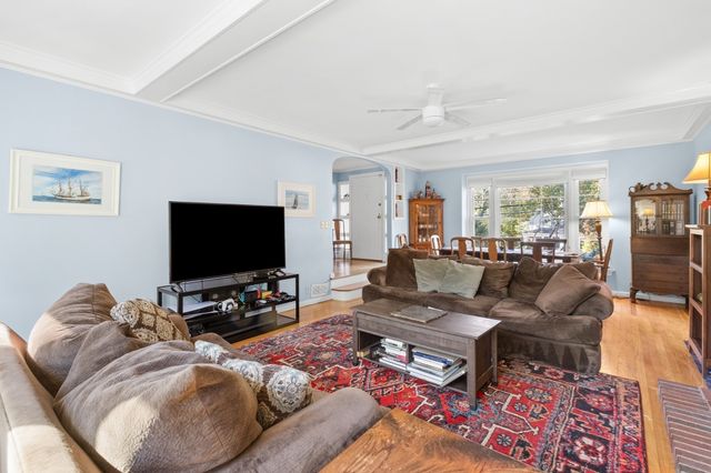 335 Essex Ave, Gloucester, MA 01930