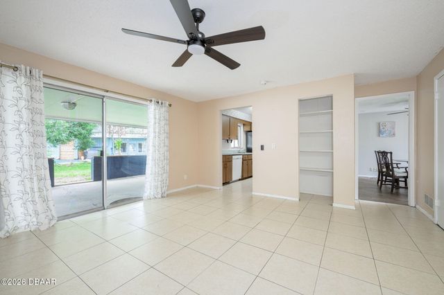 110 Cambridge Drive, Port Orange, FL 32127
