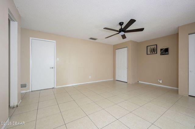 110 Cambridge Drive, Port Orange, FL 32127
