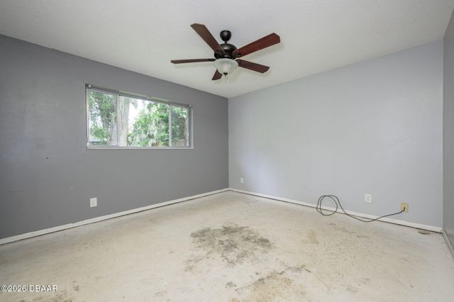 110 Cambridge Drive, Port Orange, FL 32127