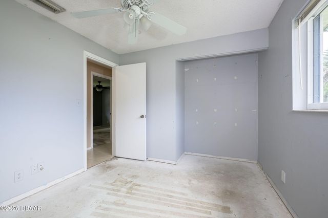 110 Cambridge Drive, Port Orange, FL 32127